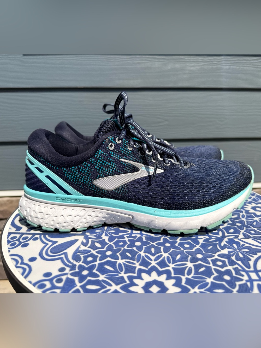 Brooks Women's Running Shoes - Navy/Teal women’s 9 wide